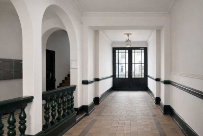 Schöneberger Altbauperle -
mit Balkon, Aufzug & Kaminofen
