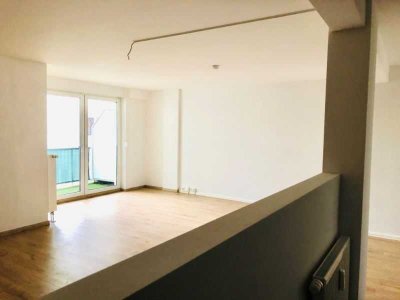Charmante 2-Raum Wohnung mit Balkon und Einbauküche.