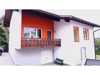 renoviertes Einfamilienhaus mit kleinem Garten