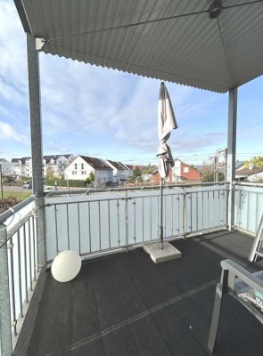 7384 - 3-Zimmerwohnung mit Balkon, EBK und TG-Stellplatz in Blankenloch!