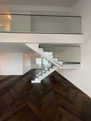 ** Exklusives Penthouse über den Wolken in Hürth Efferen | Aufzug ins Penthouse **