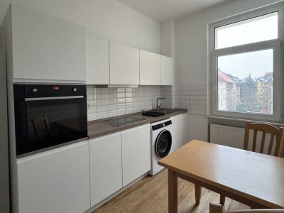 Helle 2-Zimmer-Altbauwohnung (40 m²) mit EBK & Teilmöblierung im Östlichen Ringgebiet