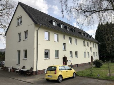 *gepflegt* *ruhig* *allg. Garten* *Parkplatz mögl.*