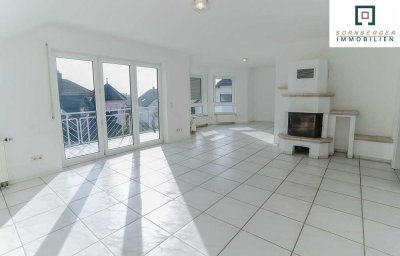 Großzügig geschnittene und helle Maisonetten-Wohnung mit traumhaften Weitblick