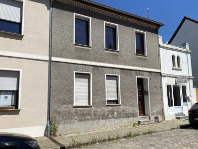 Einfamilienreihenhaus mit 4 Zimmer, Küche, Bad und Garten
