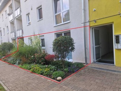 5 Zimmer EG Wohnung mit Terrasse,Garten und TG.