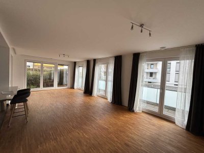 *Von Privat!* Repräsentative 4-Zimmer Wohnung mit Balkon und Garten am Winterhafen Mainz