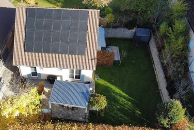 Gepflegtes Wohnhaus in ruhiger Siedlungslage