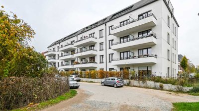 Sonnige 3-Zimmer-Wohnung im EG mit Parkett, Tageslichtbad und Sonnenbalkon