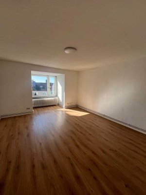 Attraktive 4-Zimmer-Wohnung mit 81 m² in zentraler Lage