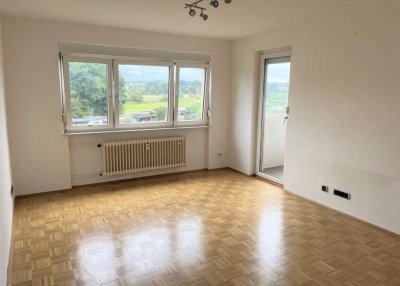 Exklusive 1-Raum-Wohnung mit Balkon und EBK in Mühlheim am Main