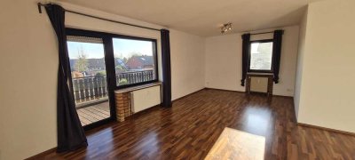 Helle 3-Zimmer-Wohnung, schön geschnitten, mit Garage und großem Balkon