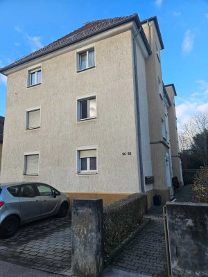 Schöne Altbauwohnung sucht neue Mieter!