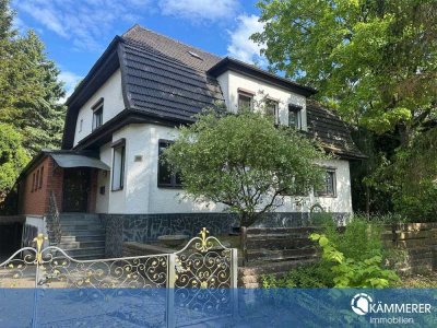 Viel Platz für neue Ideen! Großes Einfamilienhaus mit Potenzial nahe dem Ostorfer See