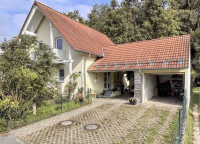 Solides EFH aus den 90ern mit schönem Garten