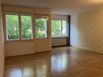Charming 2-Room Apartment with Balcony