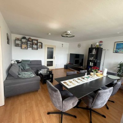 3-Zimmer-Wohnung mit Süd-Balkon und Blick ins Grüne in München-Feldmoching
