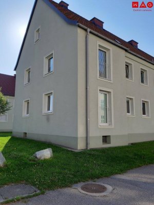 Attraktive 3-Zimmer-Erdgeschosswohnung mit heller Raumaufteilung und frischer Sanierung - besondere Ausstattungsdetails und sofort bezugsfertiger Komfort machen dieses Zuhause besonders!