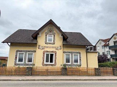 Einfamilienhaus mit schönem Garten