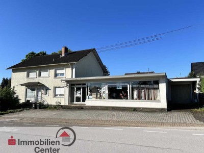 Großes Einfamilienhaus mit Anbau in Weiskirchen - Rappweiler