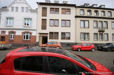 Erstbezug nach Renovierung.  Gemütliche 3,5-Zimmer-Wohnung mit Balkon in zentraler Lage