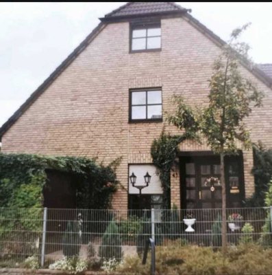 Schöne Doppelhaushälfte in Top-Lage. Duisburg Huckingen, 143 m2, Erbpacht