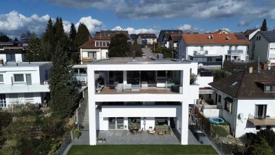 Exklusive Bauhausstil-Villa mit großzügiger Einliegerwohnung