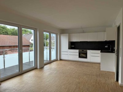 Schöne 3 Zimmer-Whg. in Geltendorf, 2 min. zu Fuß zum Bhf., mit EBK und Balkon