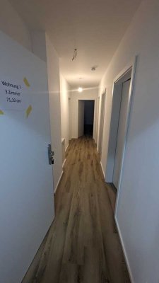 Neubau: Moderne 3-Zimmer-Wohnung mit Balkon in Hamburg-Jenfeld