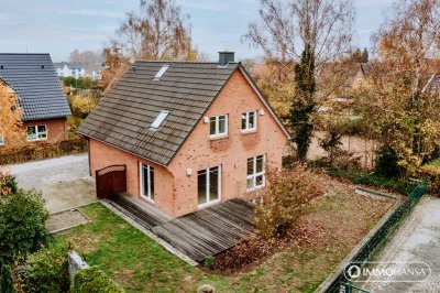 Traumhaftes Landhaus in Niedrigenergiebauweise mit Garage und Vollkeller!