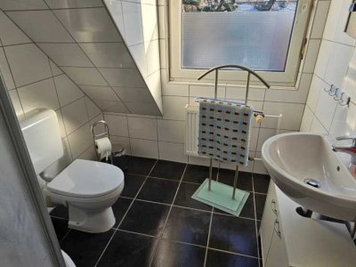 Exklusive, sanierte 1-Zimmer-DG-Wohnung mit gehobener Innenausstattung in Marl