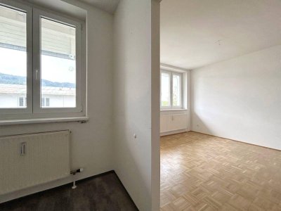 NEUSTART 2026 - 3 ZIMMER WOHNUNG MIT BALKON UND PARKPLATZ IN KIRCHDORF