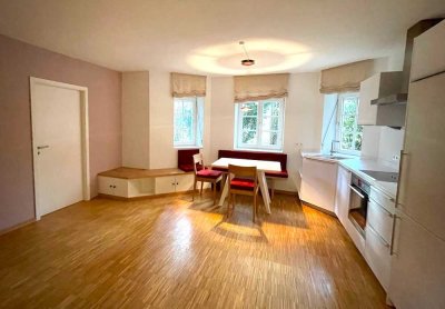 Befristet im Jan/Feb 2026: Stilvolle 2-Zimmer-Terrassenwohnung und EBK zentral in Bad Tölz