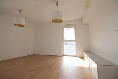 MODERNE 4-ZIMMER-WOHNUNG MIT GROSSER TERRASSE UND TIEFGARAGENPLATZ