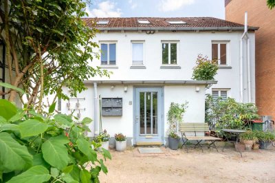 Raum für Gemeinschaft – charmantes Altbauhaus mit 4 Einheiten in ruhiger Lage