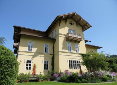 RARITÄT zur Miete! Charmante Großgarconniere in Villenlage Oberalm