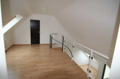 Smarter Wohnen! Großzügige 2-Zimmer-Wohnung. DG-Maisonette mit offener Galerie! Haan-Mitte!