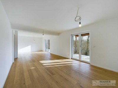 Kernsanierter Wohntraum in ruhiger Lage nähe Regensburg! Erdgeschoss mit Gartenanteil!