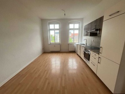 WG taugliche Wohnung mit Wohnküche