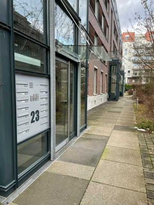 Stilvolle 2,5-Zimmer-Hochparterre-Wohnung mit Ankleideraum und EBK neben EZB