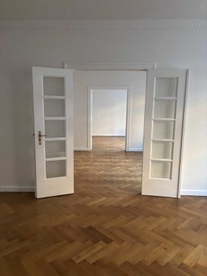 4,5-Zimmer Wohnung, Erstbezug nach kpl. Sanierung/Modernisierung