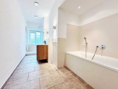 Altbau � | Terrasse | EG-Wohnung