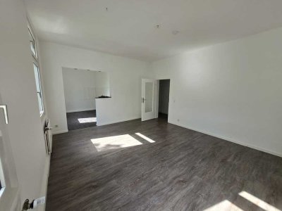 Schicke, gemütliche 3Zi Wohnung mit Balkon in der schönen Südstadt