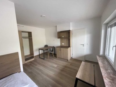 Doppelzimmer-Apartment möbliert im Erdgeschoss hinten links
