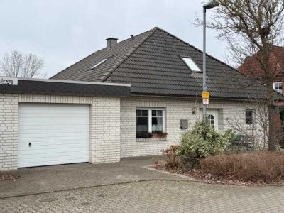 Großzügiger Bungalow mit Dachausbau und Garage in Schneverdingen