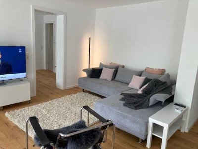 Sanierte vollmöblierte exklusive 2,5-Zimmer-DG-Wohnung in Saarbruecken