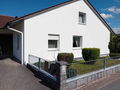 Modernisierter 6-Zimmer-Bungalow mit gehobener Innenausstattung und EBK in Bogen