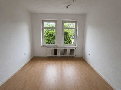 Frisch renovierte 3-Zimmer-Wohnung in Krefeld Cracau ab 01.07.