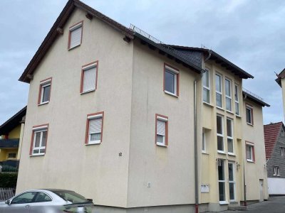 Gepflegtes Mehrfamilienhaus mit 4 vermieteten Wohneinheiten in Zell