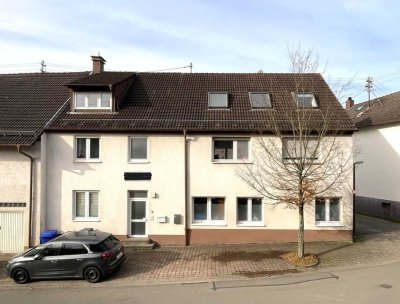 Wohn-/Geschäftshaus - Büro/Lager und Halle in Großsteinhausen zu verkaufen....